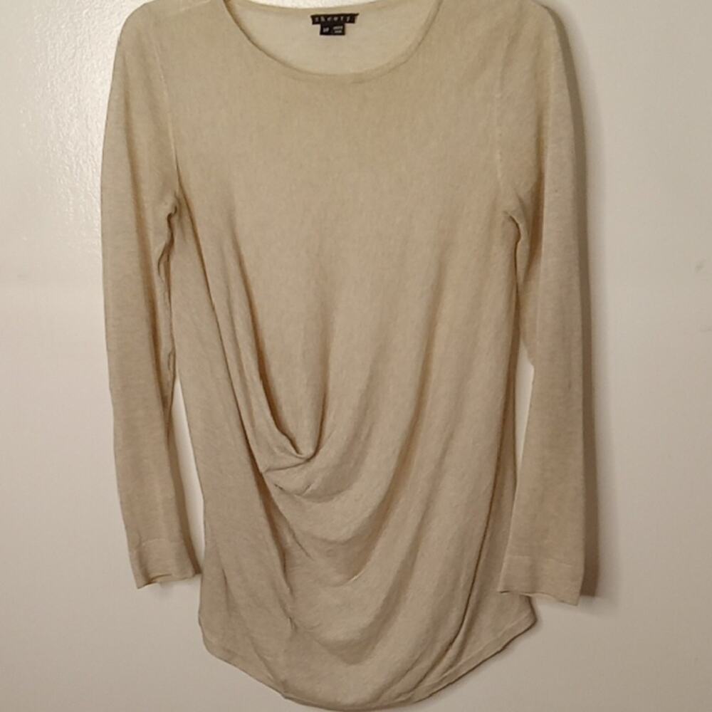 Theory Women's Size Small Long Sleeve Elegant Cream Drape Top. Minimalist,Office